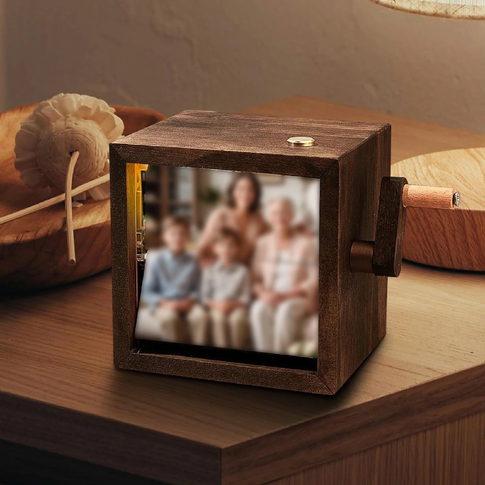 DIY Hand-Crank Photo Flipbook Display Box Page Turning Album Can Store 8/16 Photos for Wedding Anniversary Commemorative Gift